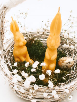 Zajączek - świeca z wosku pszczelego