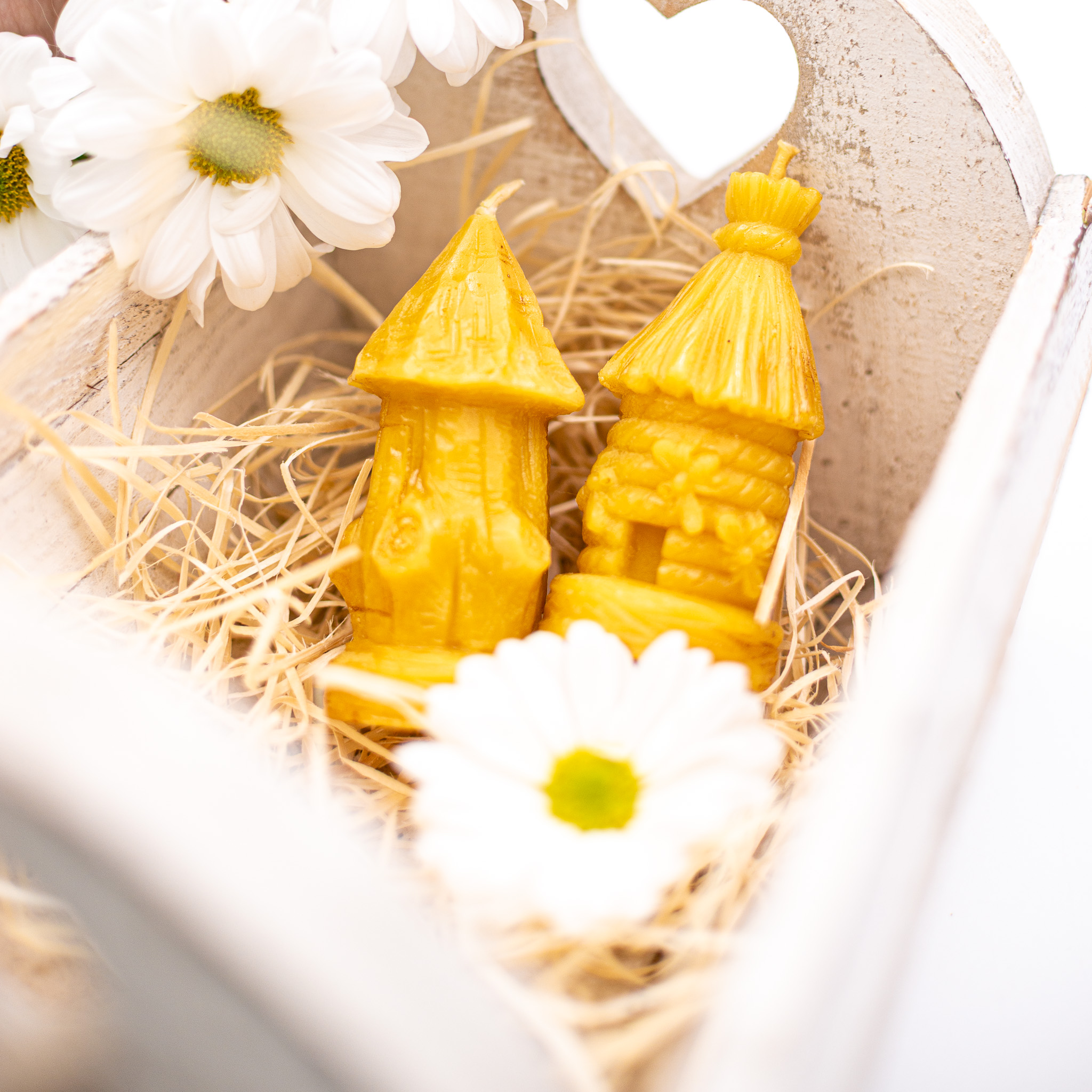 Pradawny UL - świeca z wosku pszczelego 100%